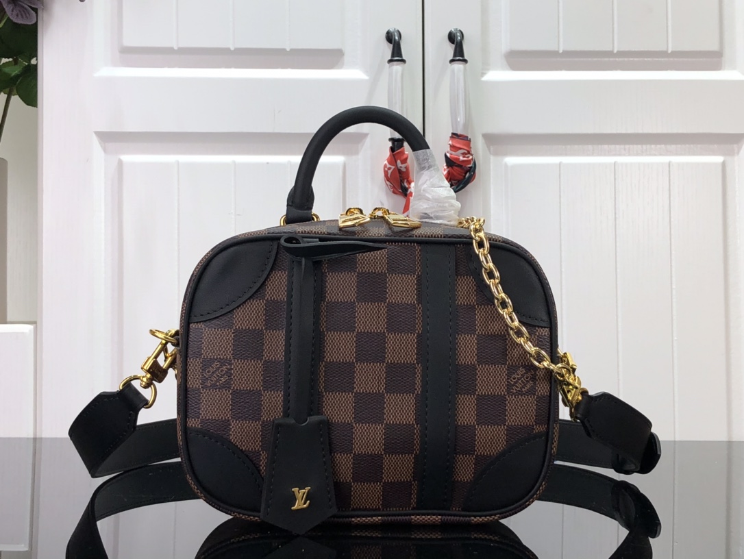 Louis_Vuitton_Valisette_