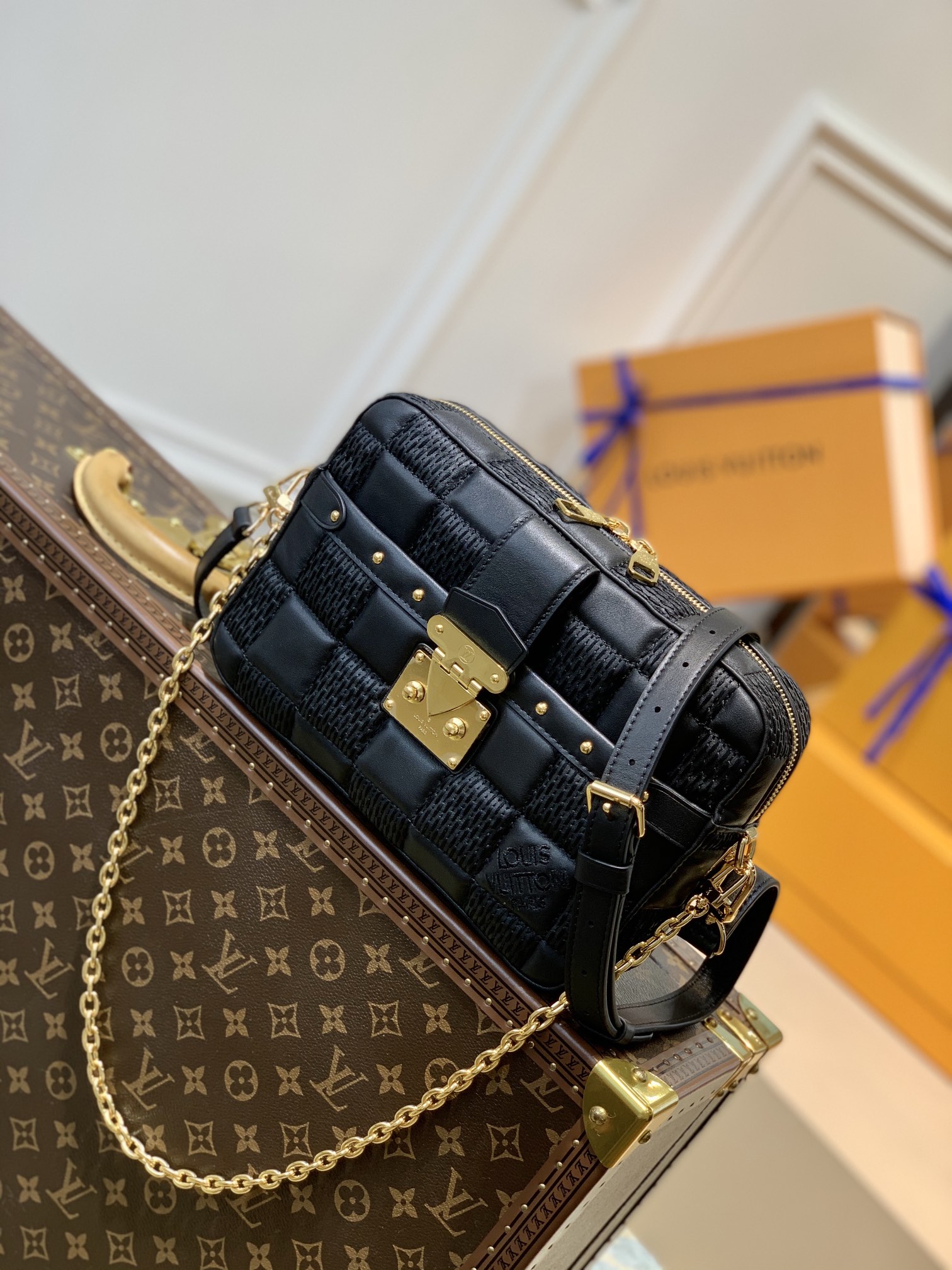 Louis_Vuitton_Trica_Bag-