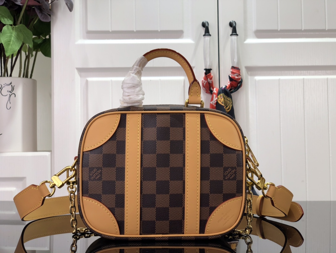 Louis_Vuitton_Valisette_