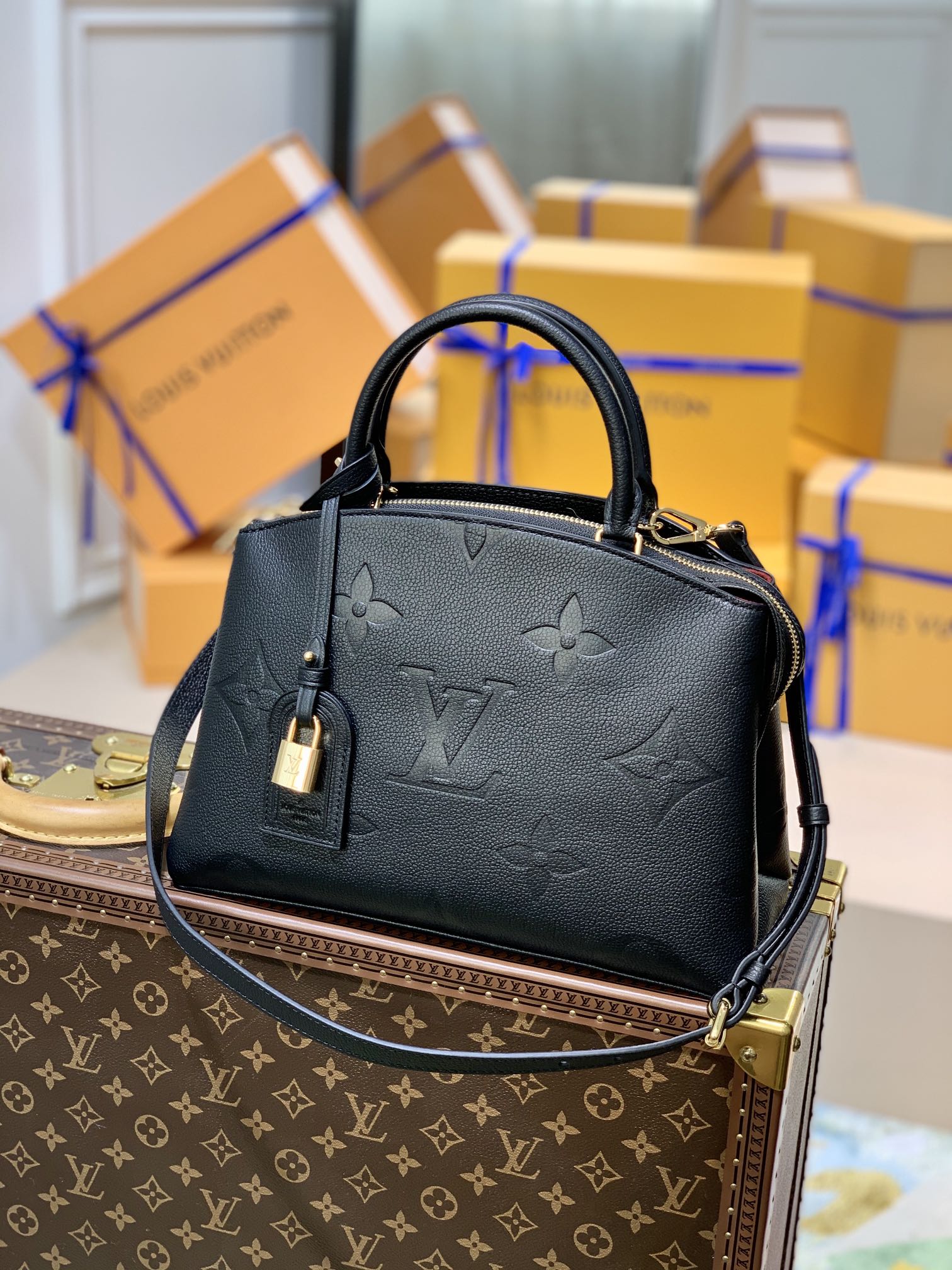 Louis_Vuitton_Petit_Pala