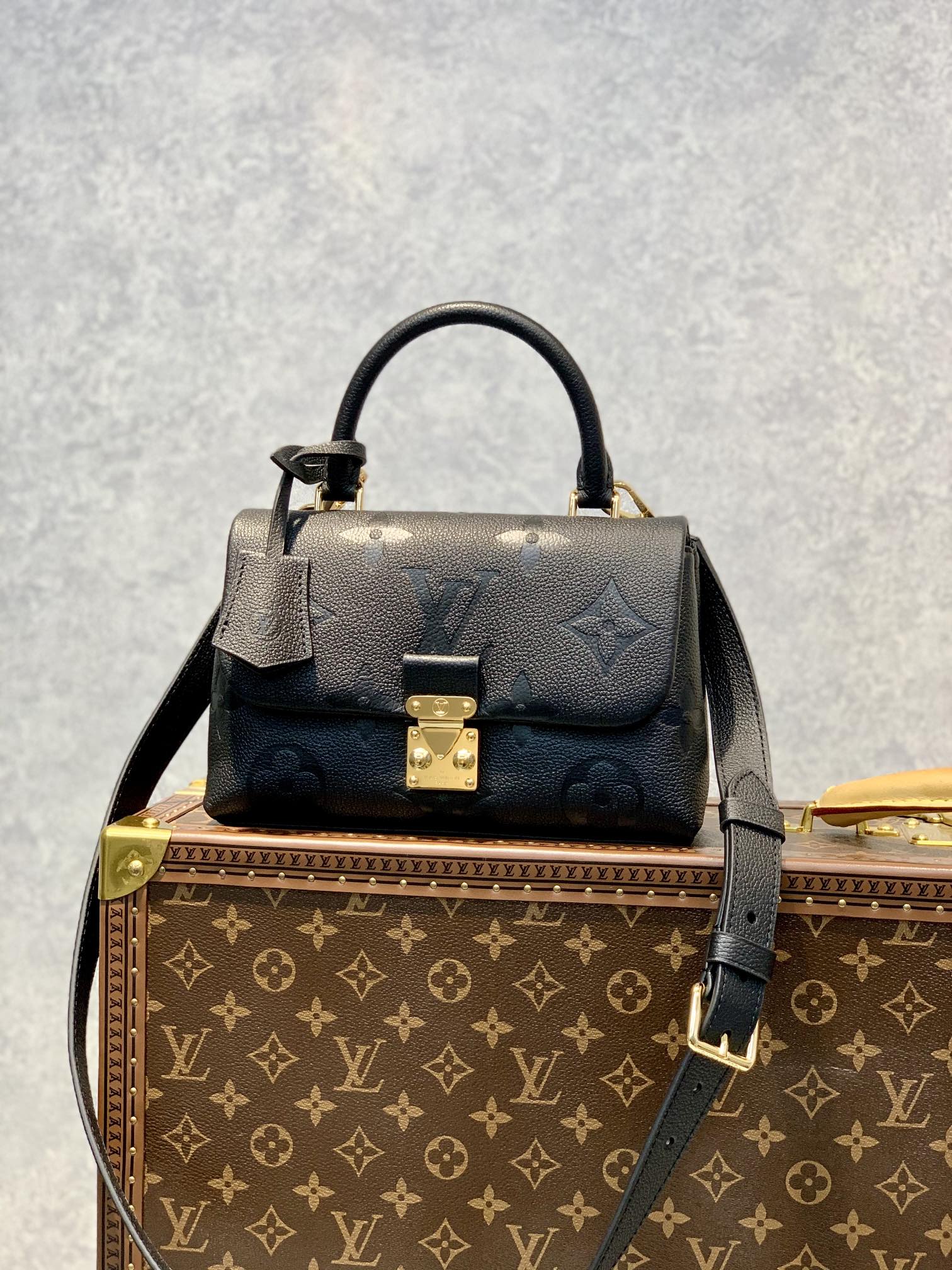 Louis_Vuitton_Madeleine_
