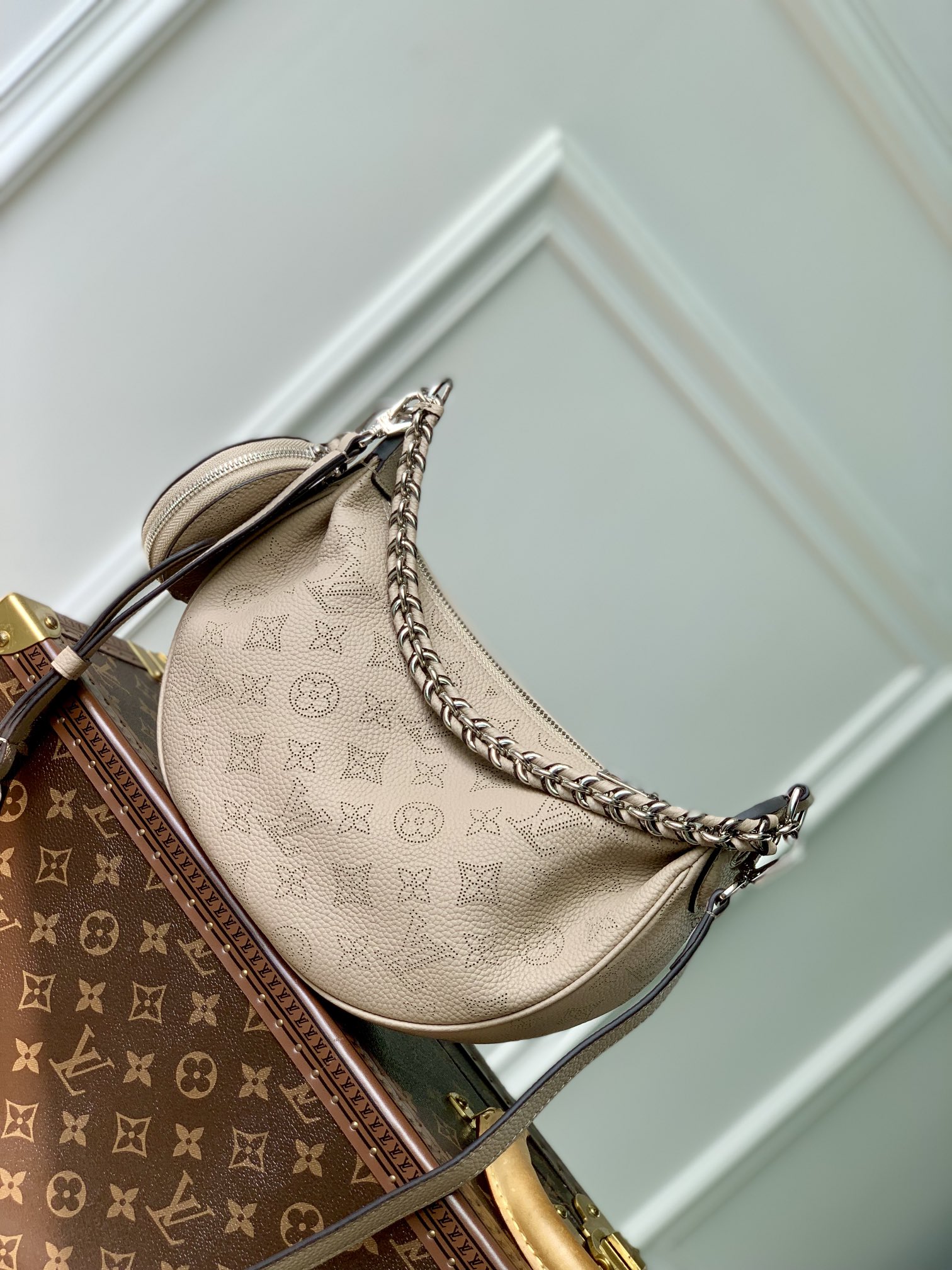 Louis_Vuitton_Baia_Bag-2