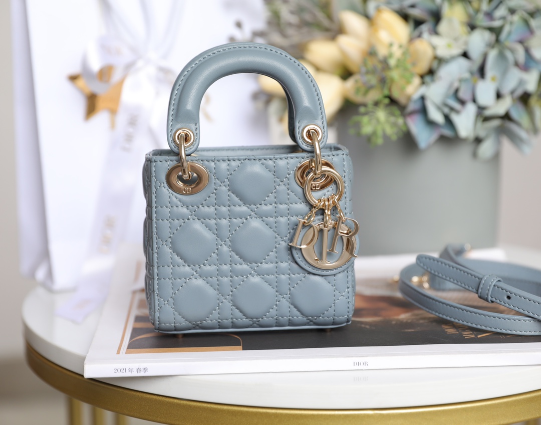 Lady_Diro_Micro-12_10_5C