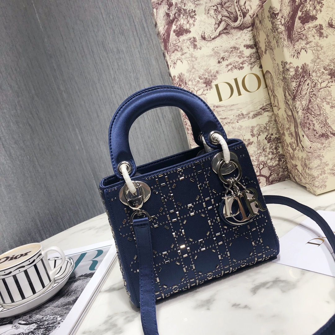 Lady_Diro_Mini-17_15_8CM