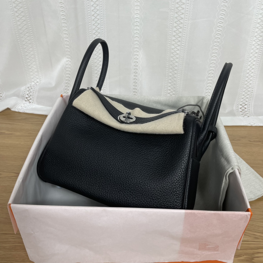 Hermes_Lindy-TC_Leather-