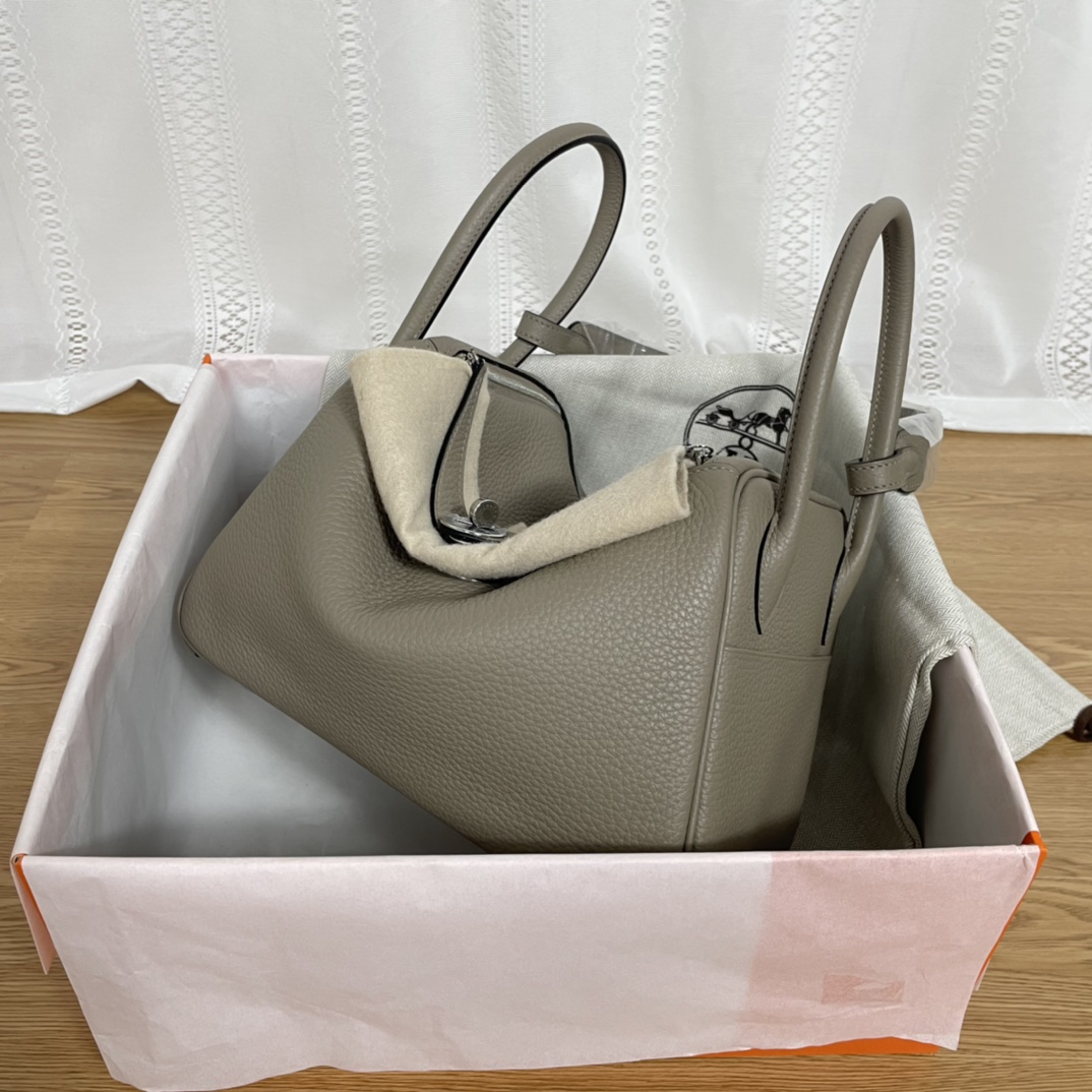 Hermes_Lindy-TC_Leather-