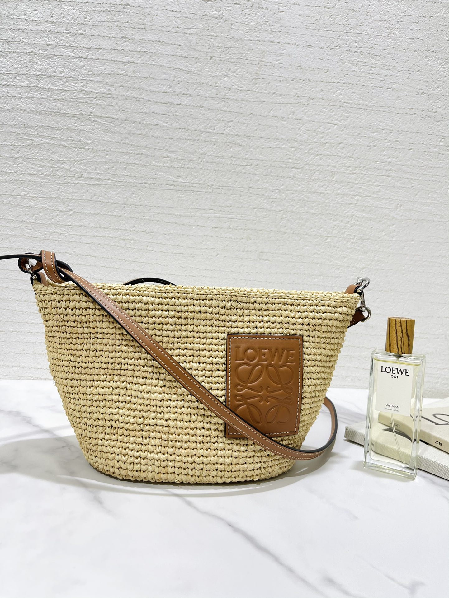 Lowee_Pochette_Raffia_Ba
