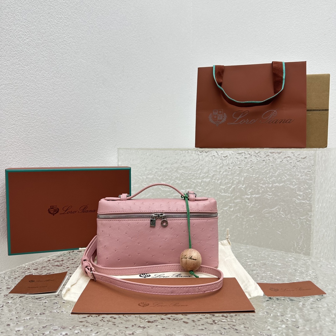 Loro_Piana_Extra_pocket_