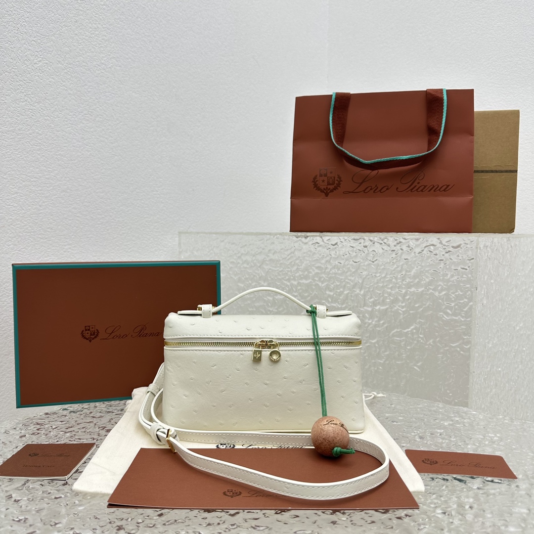 Loro_Piana_Extra_pocket_