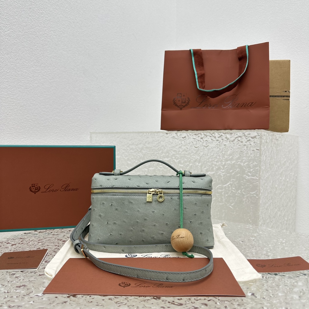 Loro_Piana_Extra_pocket_