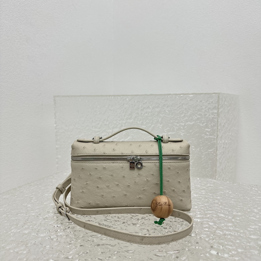 Loro_Piana_Extra_pocket_