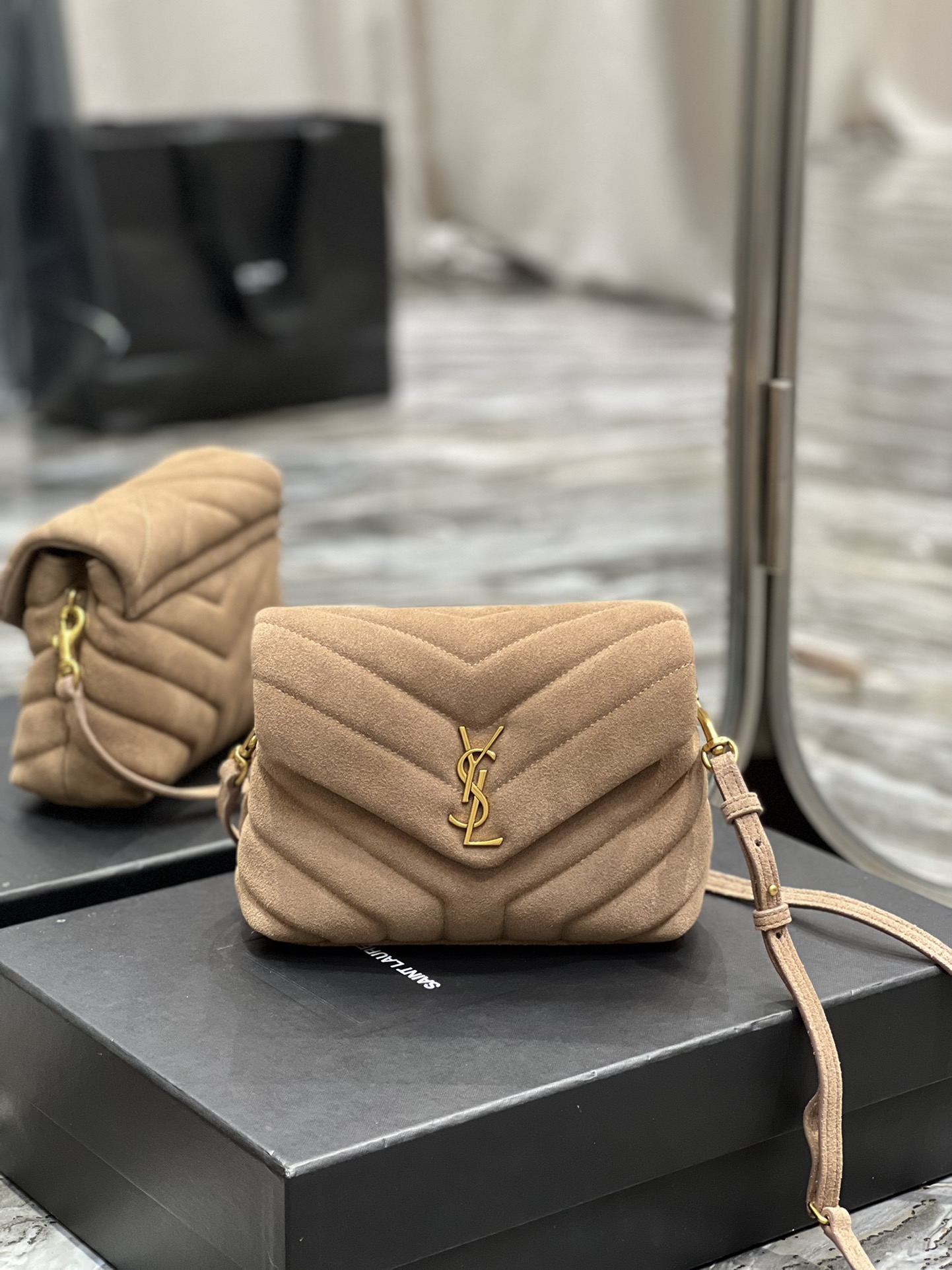 YSL_LouLou_Bag-20_14_7CM