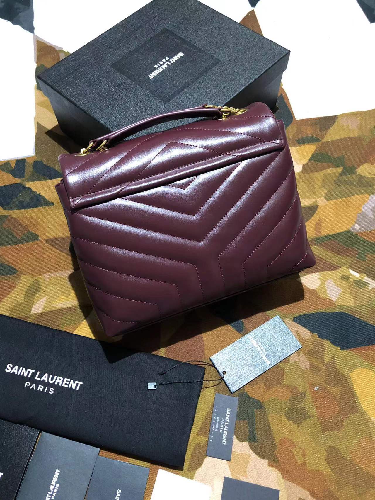 YSL_LouLou_Bag-_25_17_9C