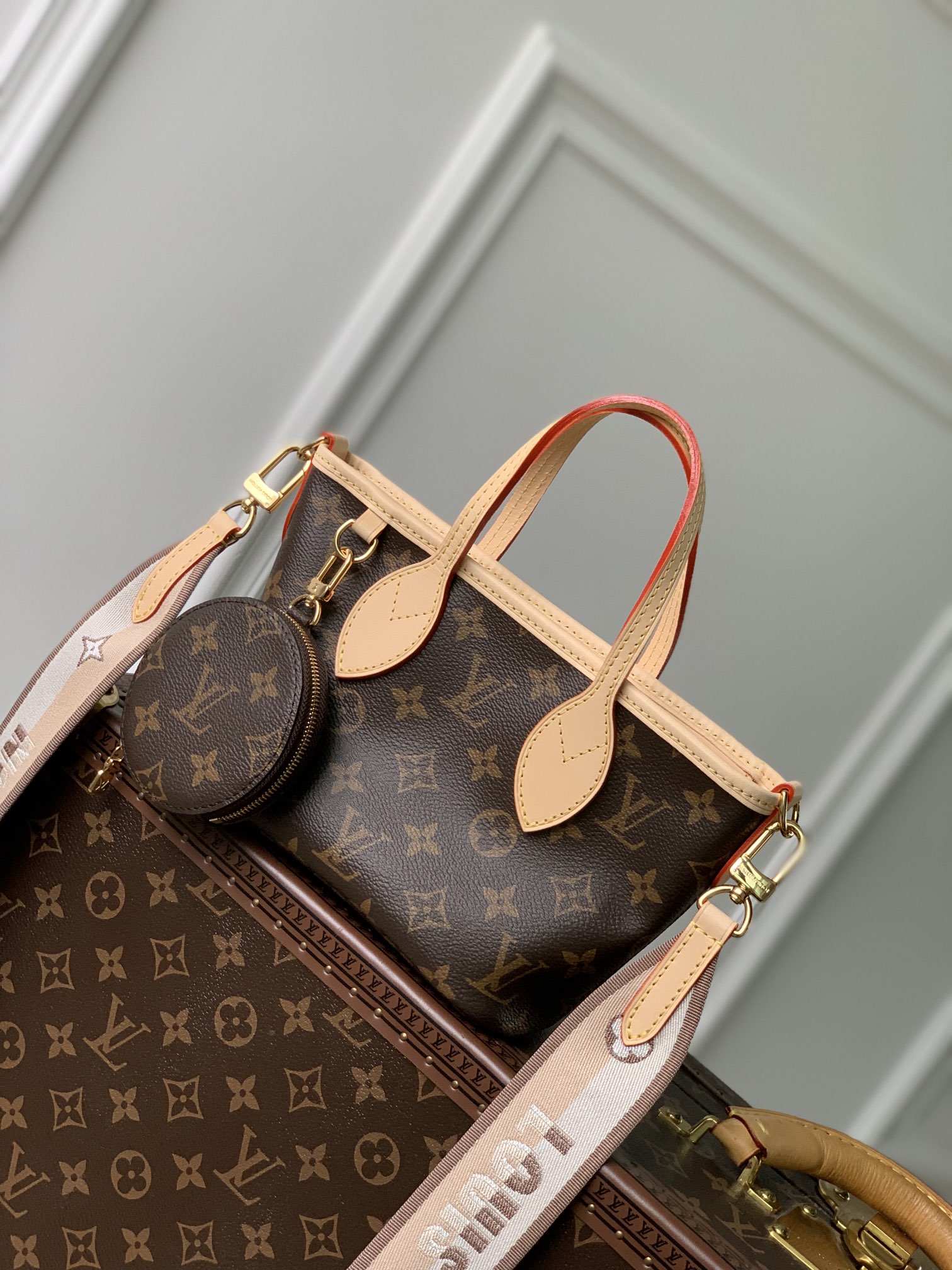 Louis_Vuitton_Neverfull_