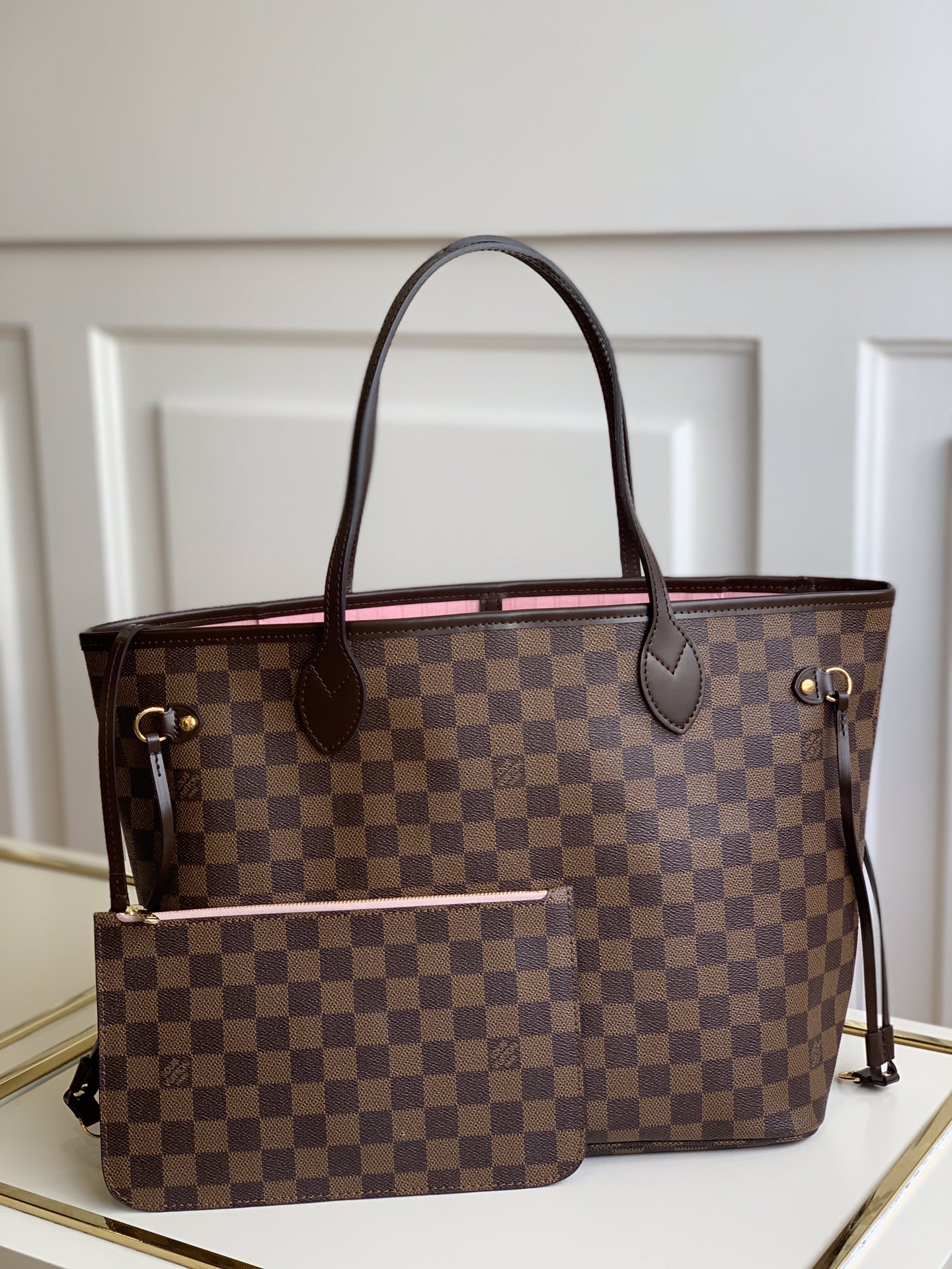 Louis_Vuitton_Neverfull_