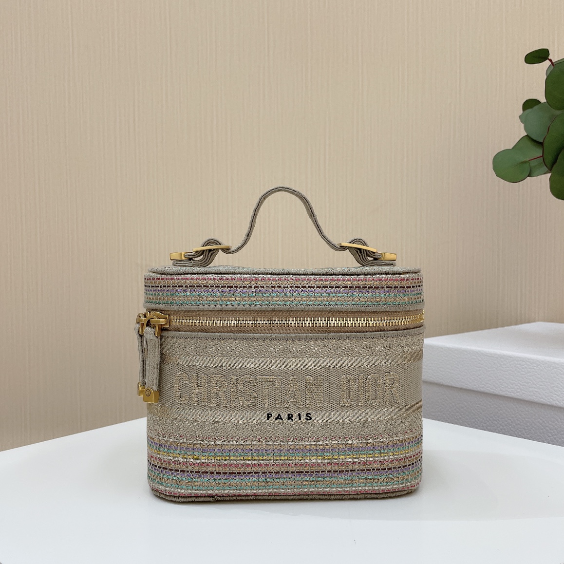 Diro_Oblique_Cosmetic_Ba