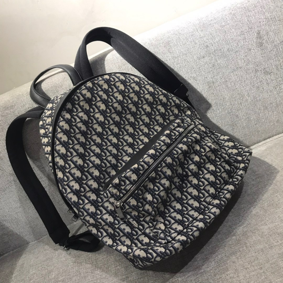 Diro_Oblique_Backpack-42