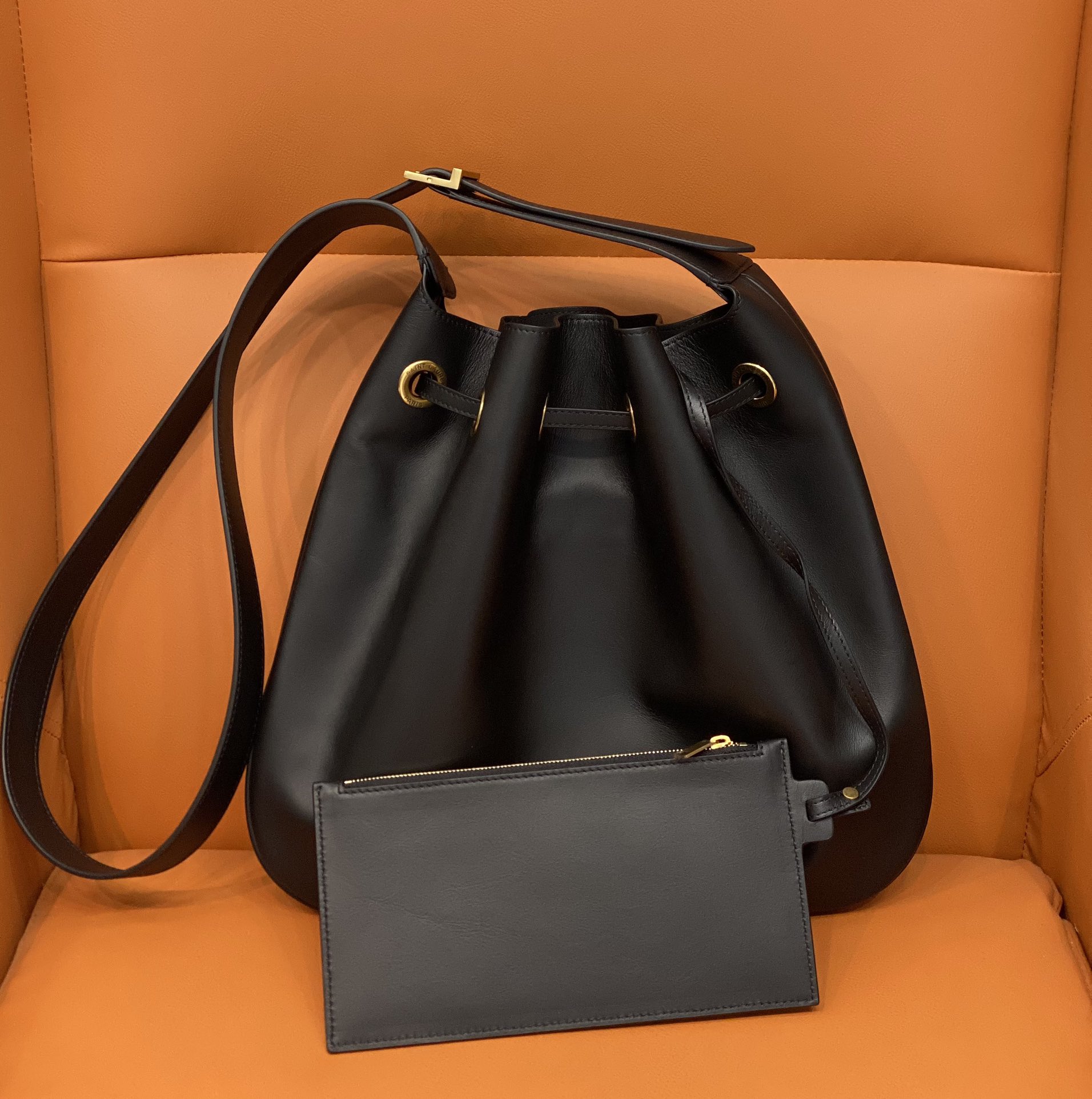 YSL_Hobo_Bag-33×28×2.5CM