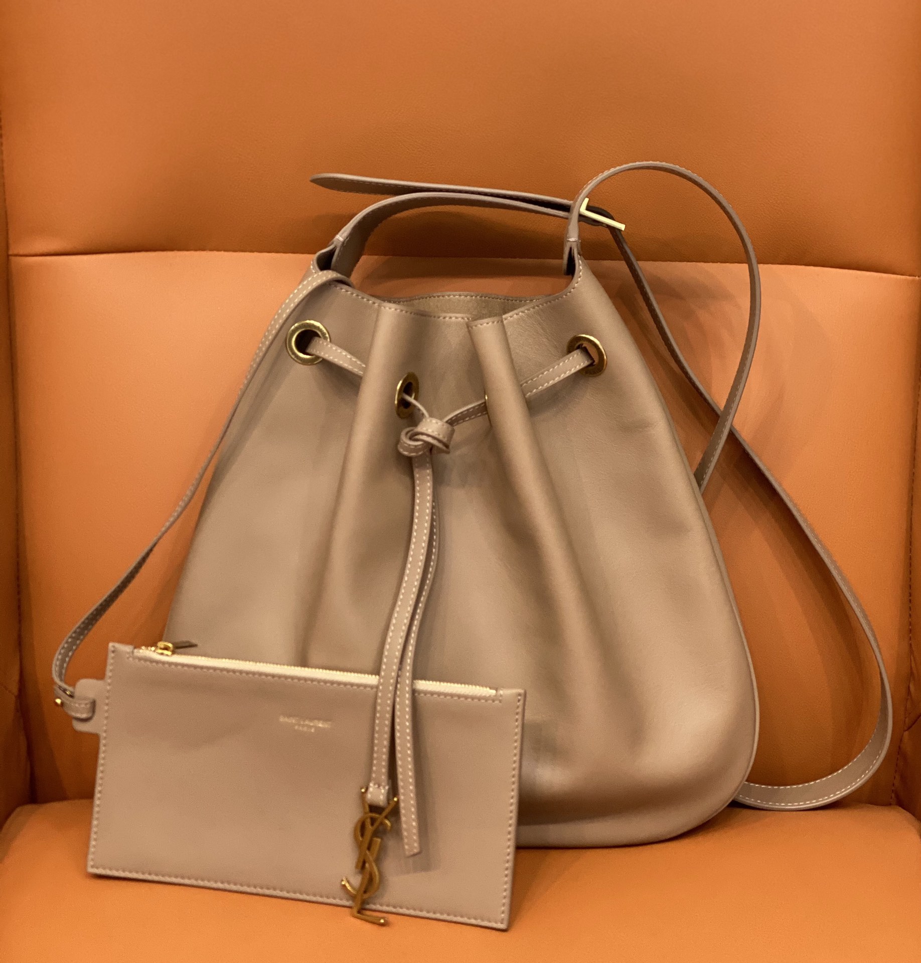 YSL_Hobo_Bag-33×28×2.5CM