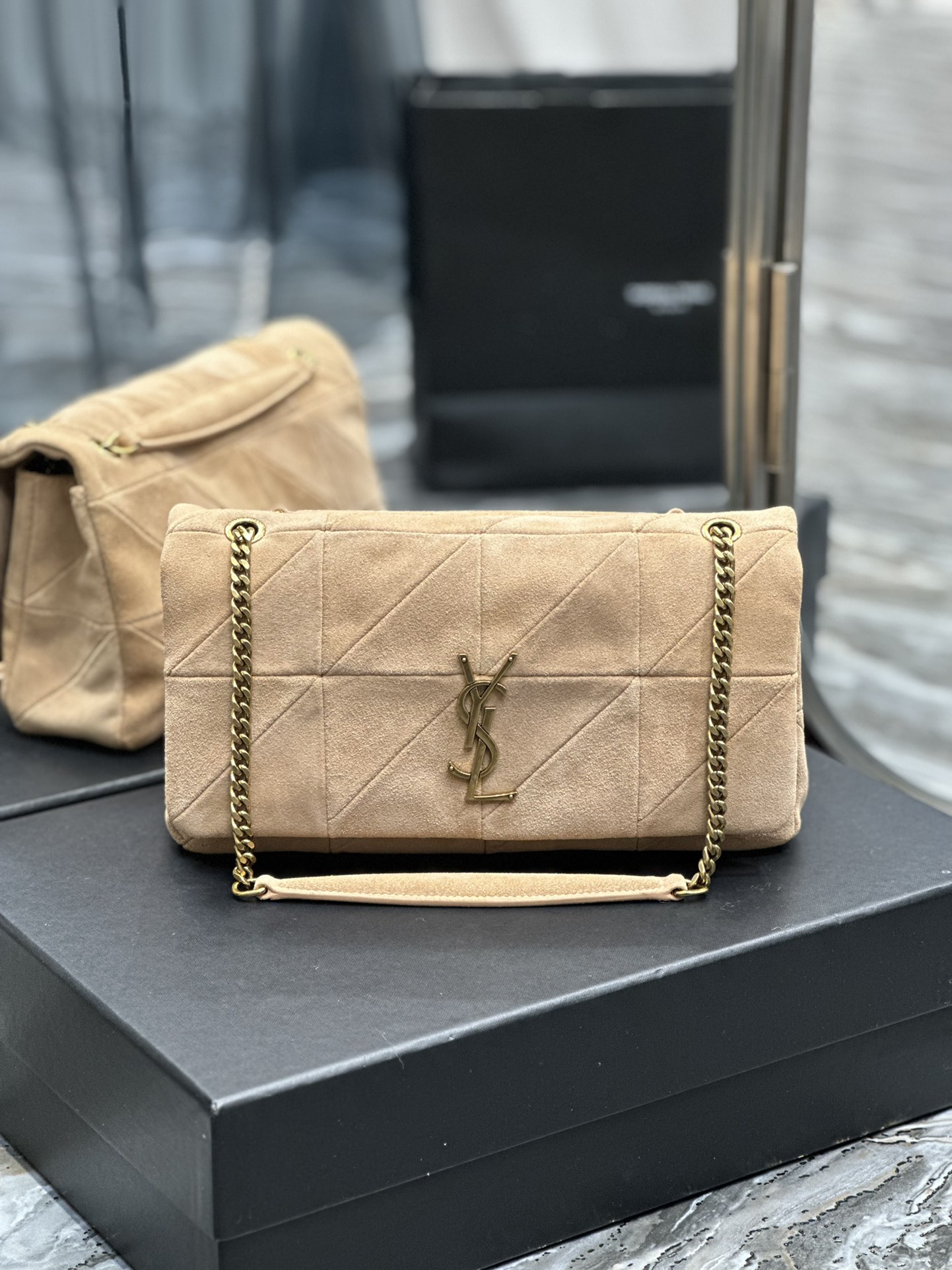 YSL_Jamie_Bag-25x15x7.5C