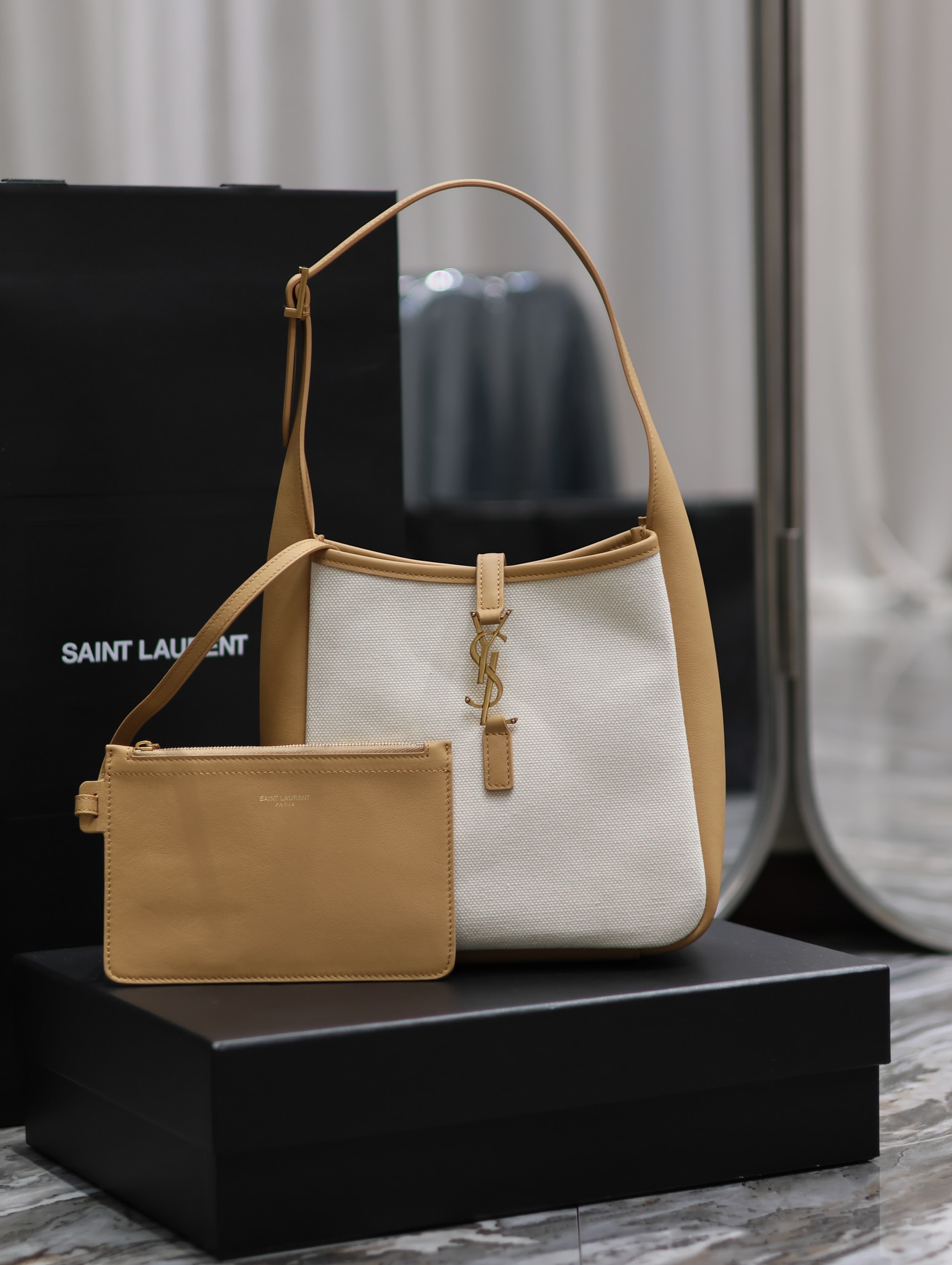 YSL_Le5A7_Vintage_Bag-23