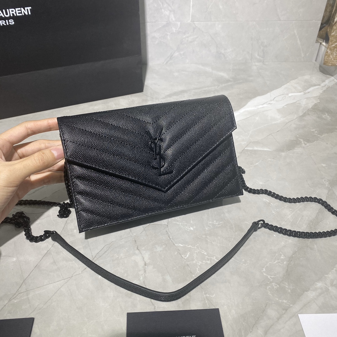 YSL_Woc_Chain_Bag-19×11.