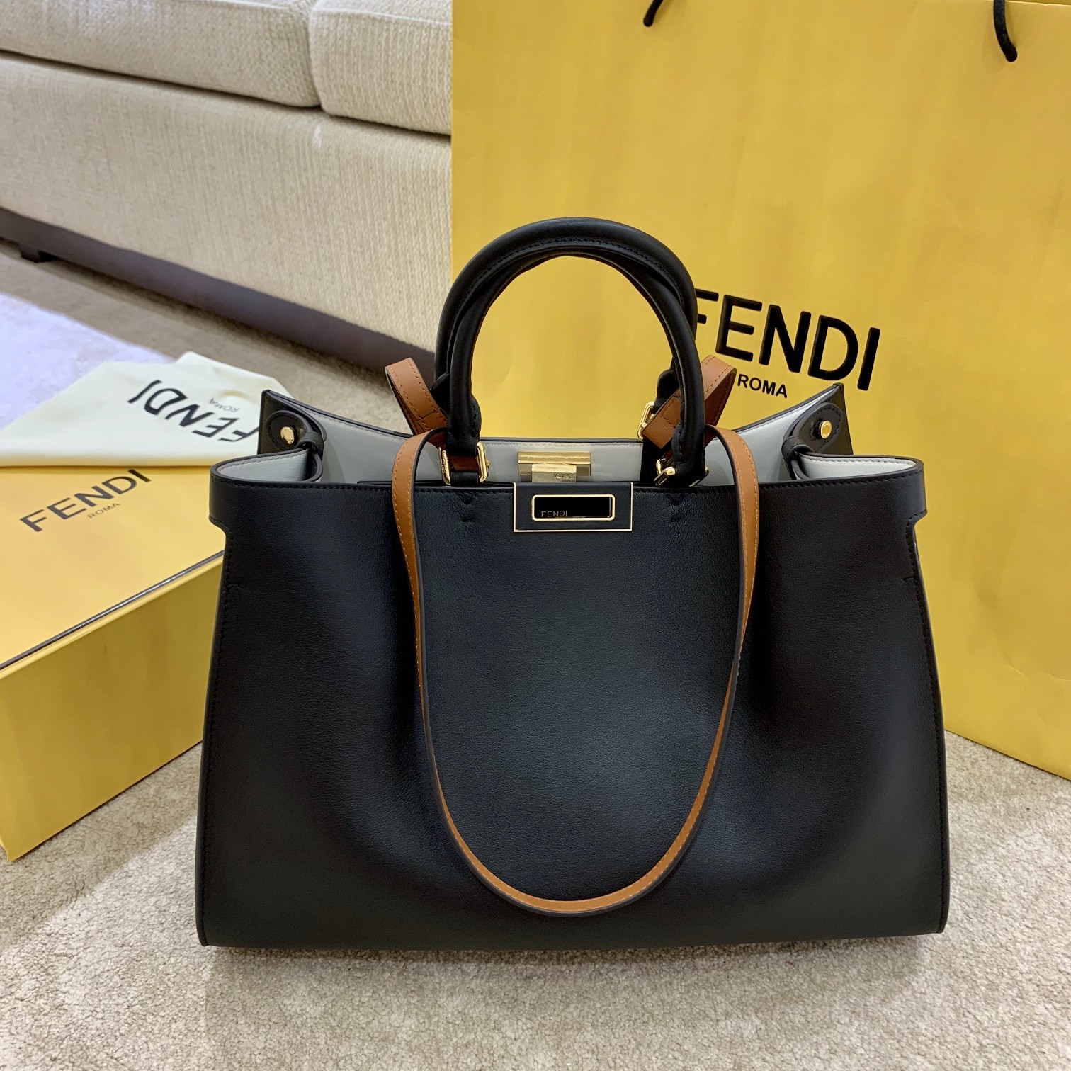 Fendi_PeekabooTote-41_29