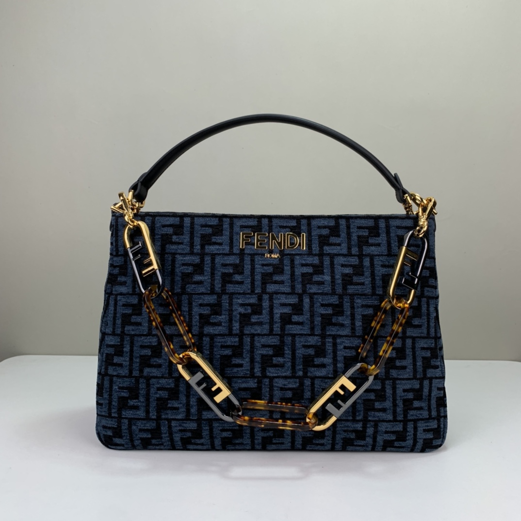 Fendi_O’Lock_Handbags-35