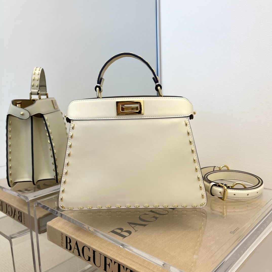 Fendi_Peekaboo-27x21x9.5