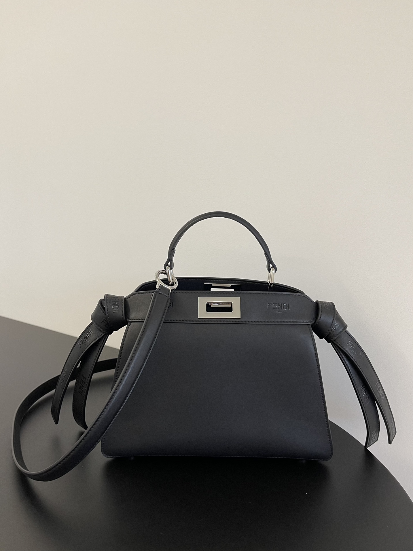 Fendi_Peekaboo-27x21x9.5