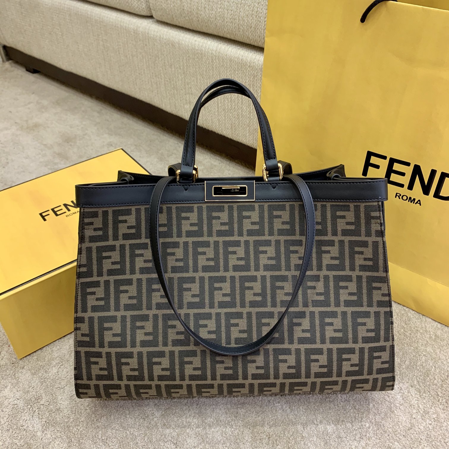 Fendi_Peekaboo-41x16x30C