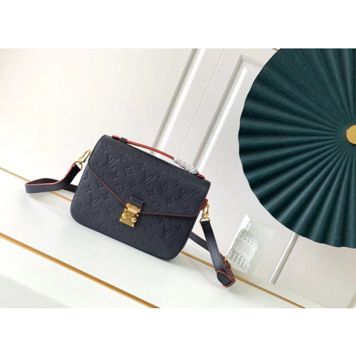 Louis_Vuitton_Pochette_M