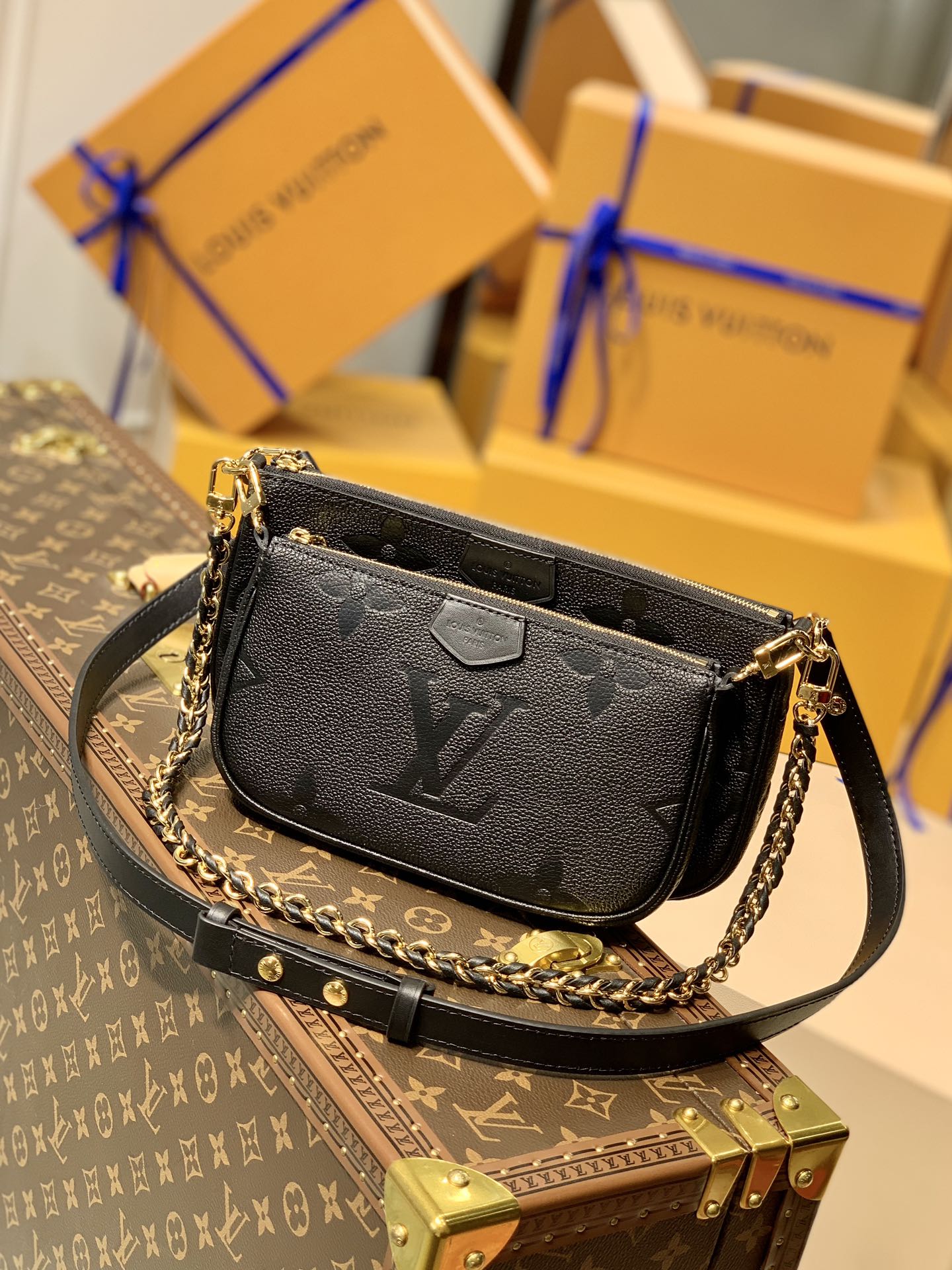 Louis_Vuitton_Multi_Poch