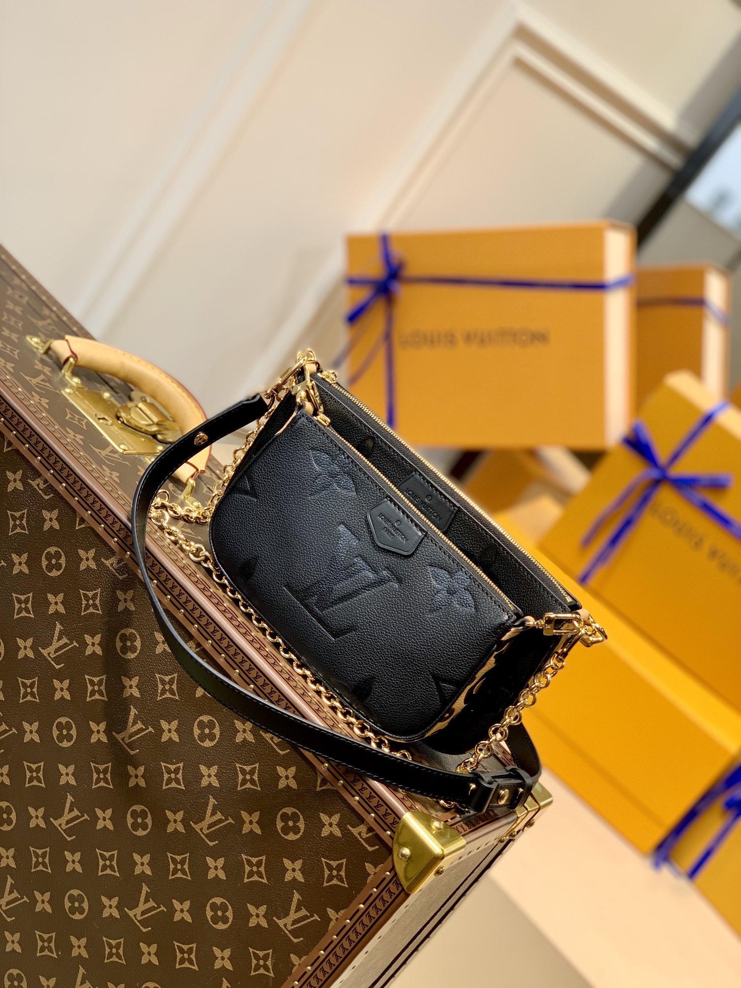 Louis_Vuitton_Multi_Poch