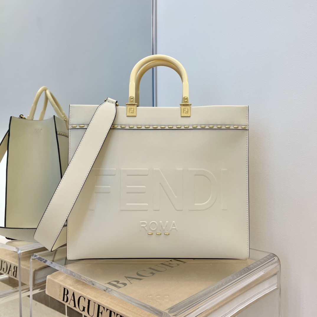 Fendi_Tote-36_17_31CM