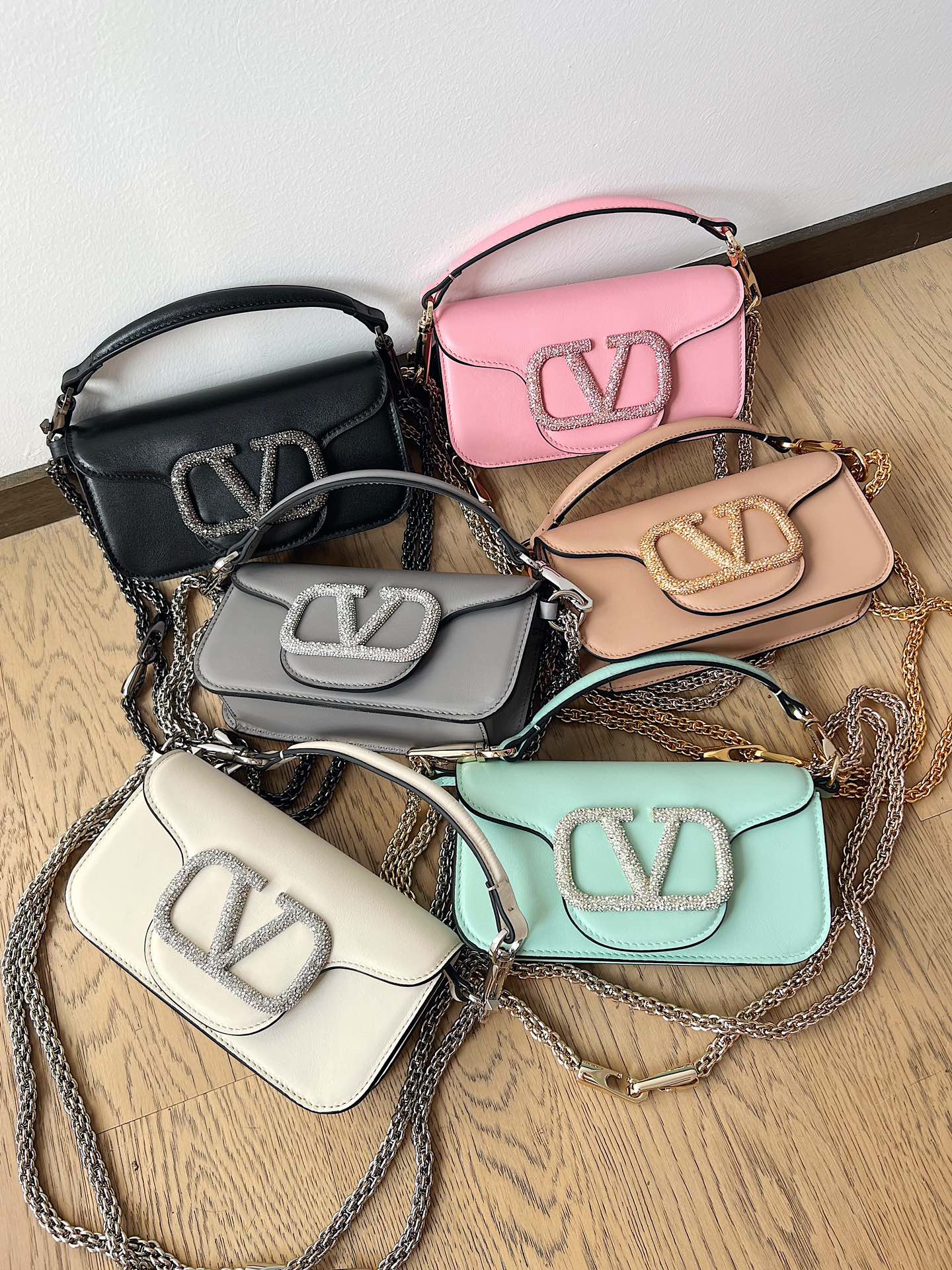 Valentino_Garavani_Signa