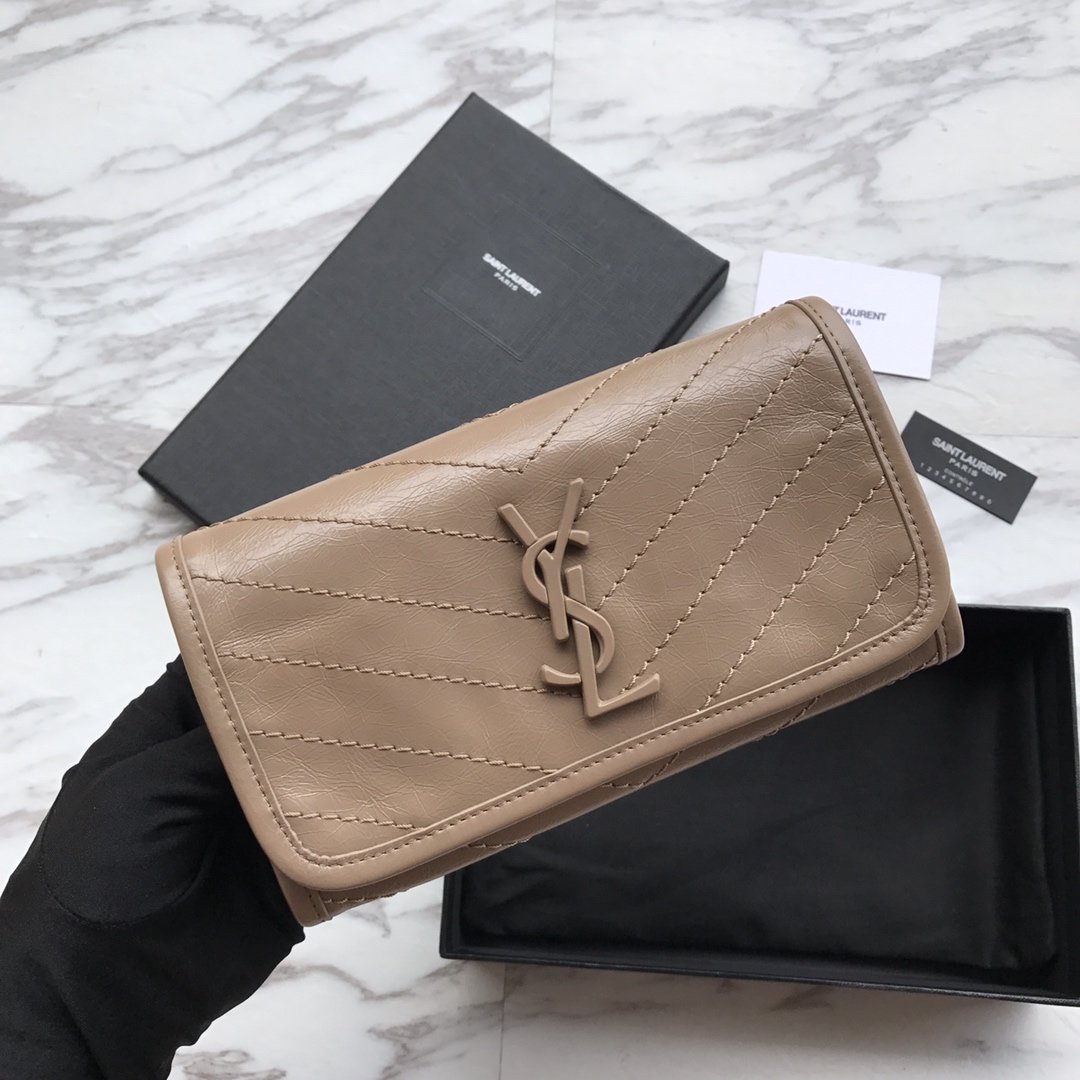 YSL_Niki_Wallet-20×11.5x