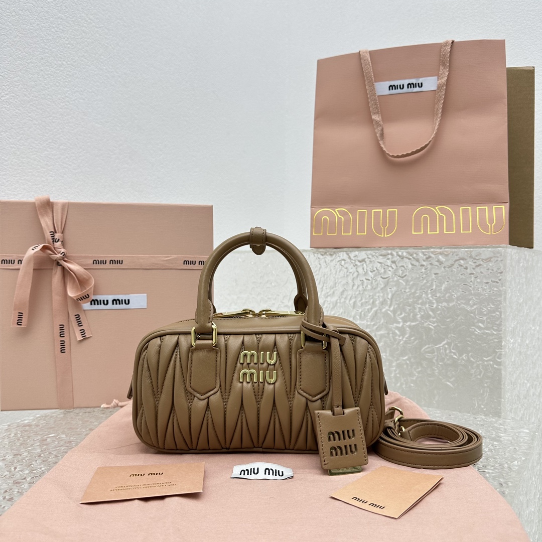 MiuMiu_Vintage_Rectangul